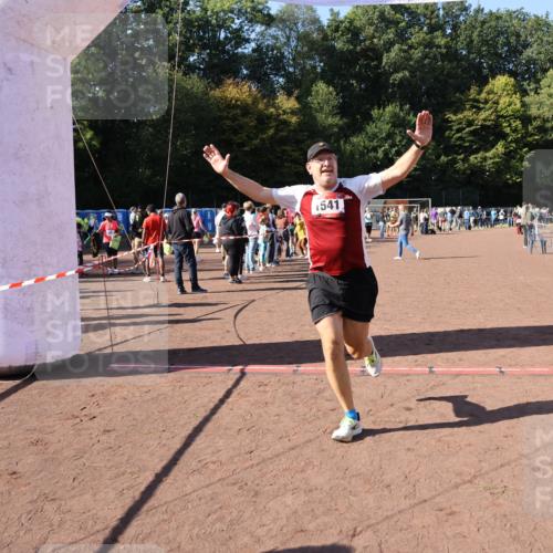 27.09.2026 - 35. Volkslauf durch das schöne Alstertal Strokosch-Dieckow http://msf.ph/oto/10586049 27.09.2026 11:53:52 Ziel 1541 meine-sportfotos.de