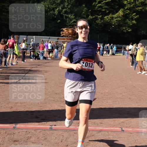 27.09.2026 - 35. Volkslauf durch das schöne Alstertal Strokosch-Dieckow http://msf.ph/oto/10586058 27.09.2026 11:53:39 Ziel 1012, 1498 meine-sportfotos.de