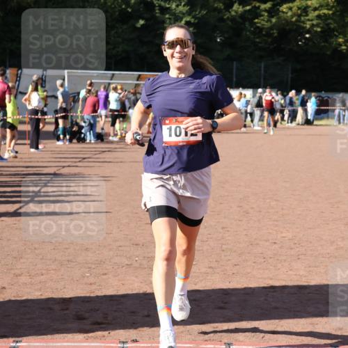 27.09.2026 - 35. Volkslauf durch das schöne Alstertal Strokosch-Dieckow http://msf.ph/oto/10586065 27.09.2026 11:53:39 Ziel 1012, 1498 meine-sportfotos.de