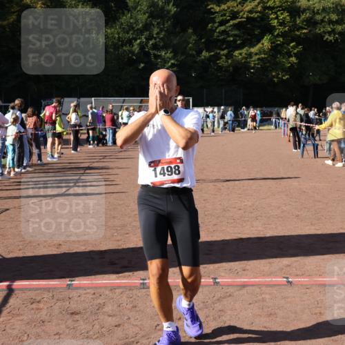 27.09.2026 - 35. Volkslauf durch das schöne Alstertal Strokosch-Dieckow http://msf.ph/oto/10586077 27.09.2026 11:53:36 Ziel 1012, 1498 meine-sportfotos.de
