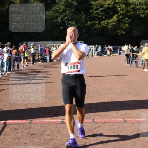 27.09.2026 - 35. Volkslauf durch das schöne Alstertal Strokosch-Dieckow http://msf.ph/oto/10586079 27.09.2026 11:53:36 Ziel 1012, 1498 meine-sportfotos.de