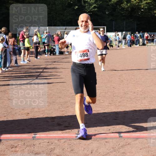 27.09.2026 - 35. Volkslauf durch das schöne Alstertal Strokosch-Dieckow http://msf.ph/oto/10586089 27.09.2026 11:53:35 Ziel 1012, 1498 meine-sportfotos.de