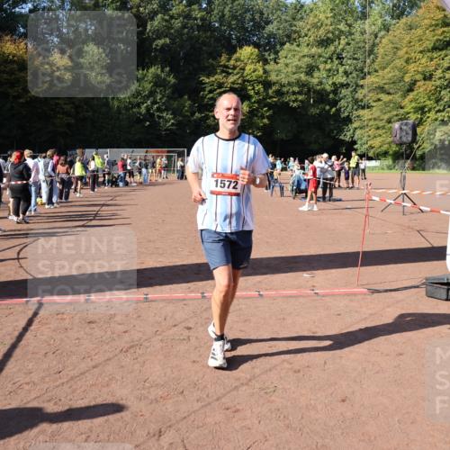 27.09.2026 - 35. Volkslauf durch das schöne Alstertal Strokosch-Dieckow http://msf.ph/oto/10586104 27.09.2026 11:53:24 Ziel 1572 meine-sportfotos.de