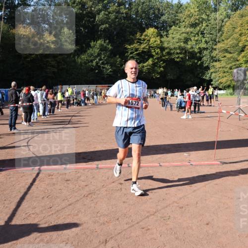 27.09.2026 - 35. Volkslauf durch das schöne Alstertal Strokosch-Dieckow http://msf.ph/oto/10586107 27.09.2026 11:53:23 Ziel 1572 meine-sportfotos.de
