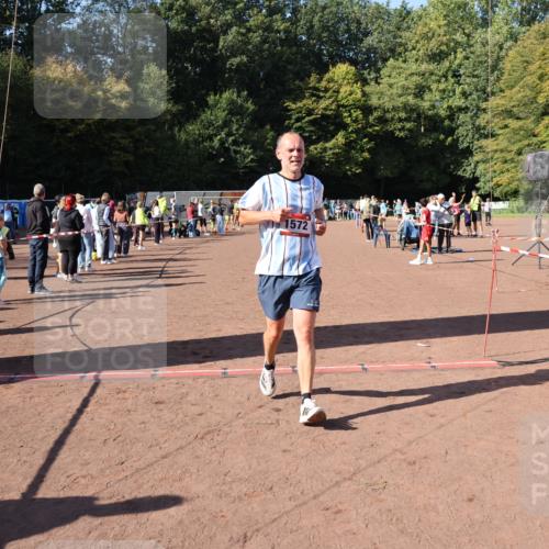 27.09.2026 - 35. Volkslauf durch das schöne Alstertal Strokosch-Dieckow http://msf.ph/oto/10586108 27.09.2026 11:53:23 Ziel 1572 meine-sportfotos.de