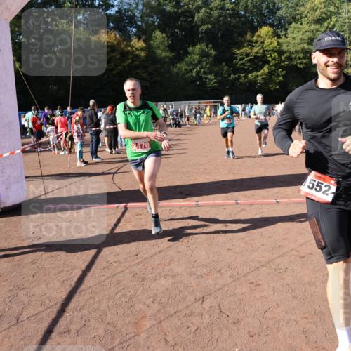 27.09.2026 - 35. Volkslauf durch das schöne Alstertal Strokosch-Dieckow http://msf.ph/oto/10586135 27.09.2026 11:53:00 Ziel 1474, 1552, 2470, 2972 meine-sportfotos.de