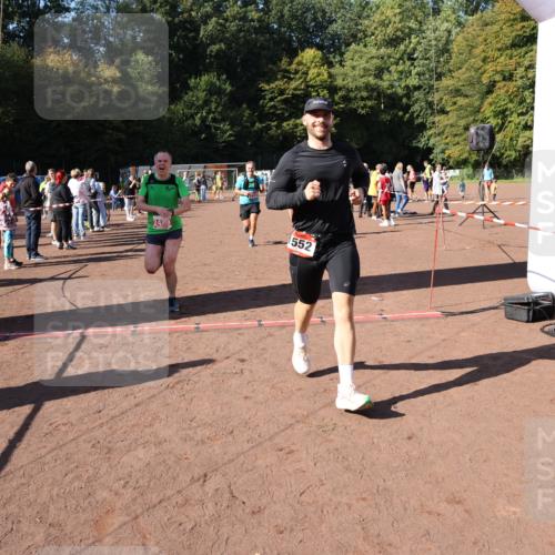 27.09.2026 - 35. Volkslauf durch das schöne Alstertal Strokosch-Dieckow http://msf.ph/oto/10586136 27.09.2026 11:53:00 Ziel 1474, 1552, 2470, 2972 meine-sportfotos.de