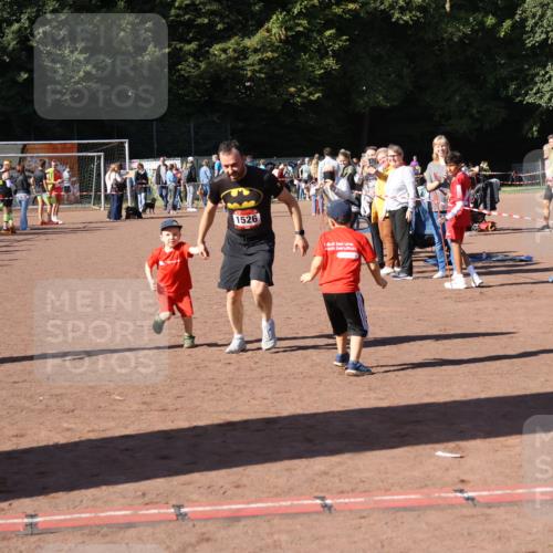 27.09.2026 - 35. Volkslauf durch das schöne Alstertal Strokosch-Dieckow http://msf.ph/oto/10586166 27.09.2026 11:52:48 Ziel 1526, 3154 meine-sportfotos.de