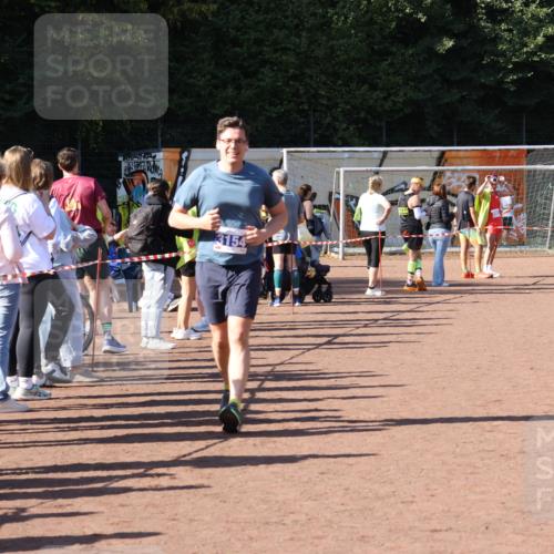 27.09.2026 - 35. Volkslauf durch das schöne Alstertal Strokosch-Dieckow http://msf.ph/oto/10586170 27.09.2026 11:52:47 Ziel 1526, 3154 meine-sportfotos.de