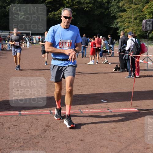 27.09.2026 - 35. Volkslauf durch das schöne Alstertal Strokosch-Dieckow http://msf.ph/oto/10586284 27.09.2026 12:11:37 Ziel 1597, 2081, 2145, 2251, 2490 meine-sportfotos.de