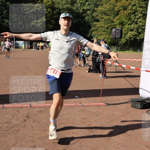 27.09.2026 - 35. Volkslauf durch das schöne Alstertal Strokosch-Dieckow http://msf.ph/oto/10586422 27.09.2026 12:10:23 Ziel 1607, 1754, 2418 meine-sportfotos.de