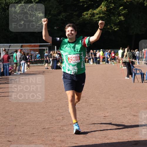 27.09.2026 - 35. Volkslauf durch das schöne Alstertal Strokosch-Dieckow http://msf.ph/oto/10586513 27.09.2026 12:09:44 Ziel 2294, 2417, 2969 meine-sportfotos.de
