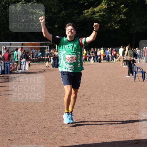 27.09.2026 - 35. Volkslauf durch das schöne Alstertal Strokosch-Dieckow http://msf.ph/oto/10586515 27.09.2026 12:09:44 Ziel 2294, 2417, 2969 meine-sportfotos.de