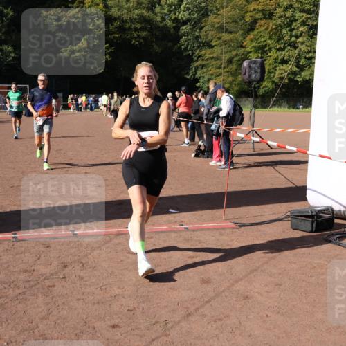 27.09.2026 - 35. Volkslauf durch das schöne Alstertal Strokosch-Dieckow http://msf.ph/oto/10586529 27.09.2026 12:09:41 Ziel 2294, 2417, 2969 meine-sportfotos.de
