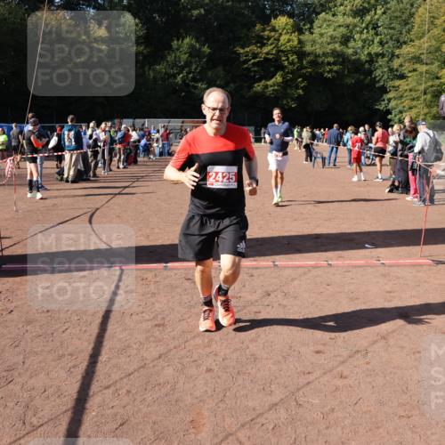 27.09.2026 - 35. Volkslauf durch das schöne Alstertal Strokosch-Dieckow http://msf.ph/oto/10586574 27.09.2026 12:09:21 Ziel 2317, 2425 meine-sportfotos.de