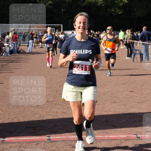 27.09.2026 - 35. Volkslauf durch das schöne Alstertal Strokosch-Dieckow http://msf.ph/oto/10586612 27.09.2026 12:08:52 Ziel 1046, 1062, 1569, 2014, 2056, 2273, 2409, 2411, 2442 meine-sportfotos.de
