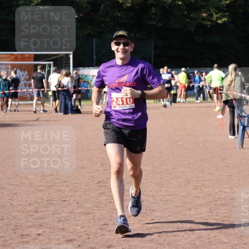 27.09.2026 - 35. Volkslauf durch das schöne Alstertal Strokosch-Dieckow http://msf.ph/oto/10586632 27.09.2026 12:08:33 Ziel 2410 meine-sportfotos.de