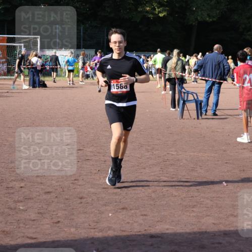 27.09.2026 - 35. Volkslauf durch das schöne Alstertal Strokosch-Dieckow http://msf.ph/oto/10586644 27.09.2026 12:08:25 Ziel 1588 meine-sportfotos.de