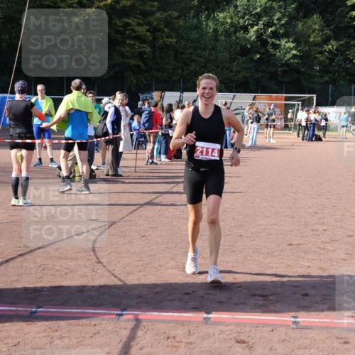27.09.2026 - 35. Volkslauf durch das schöne Alstertal Strokosch-Dieckow http://msf.ph/oto/10586670 27.09.2026 12:08:06 Ziel 2114, 2336, 3969 meine-sportfotos.de