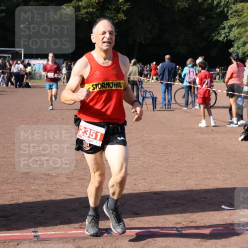 27.09.2026 - 35. Volkslauf durch das schöne Alstertal Strokosch-Dieckow http://msf.ph/oto/10586714 27.09.2026 12:07:35 Ziel 2351, 2445 meine-sportfotos.de