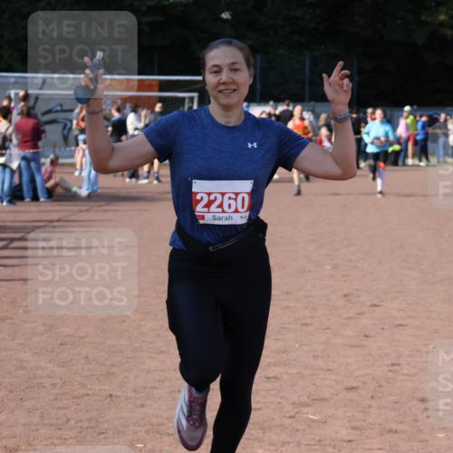 27.09.2026 - 35. Volkslauf durch das schöne Alstertal Strokosch-Dieckow http://msf.ph/oto/10586733 27.09.2026 12:07:24 Ziel 1042, 2260 meine-sportfotos.de