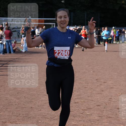 27.09.2026 - 35. Volkslauf durch das schöne Alstertal Strokosch-Dieckow http://msf.ph/oto/10586734 27.09.2026 12:07:24 Ziel 1042, 2260 meine-sportfotos.de