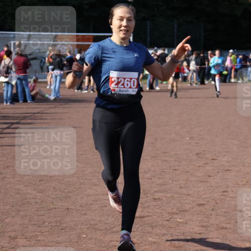 27.09.2026 - 35. Volkslauf durch das schöne Alstertal Strokosch-Dieckow http://msf.ph/oto/10586736 27.09.2026 12:07:24 Ziel 1042, 2260 meine-sportfotos.de