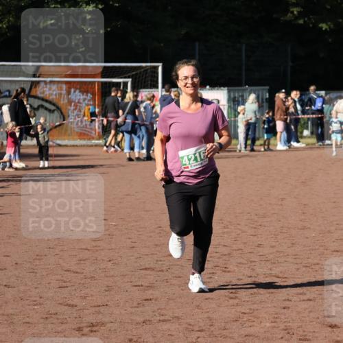 27.09.2026 - 35. Volkslauf durch das schöne Alstertal Strokosch-Dieckow http://msf.ph/oto/10586752 27.09.2026 11:00:44 Ziel 4216 meine-sportfotos.de