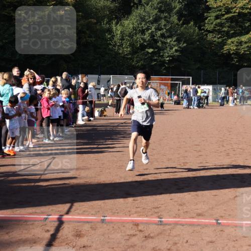27.09.2026 - 35. Volkslauf durch das schöne Alstertal Strokosch-Dieckow http://msf.ph/oto/10586783 27.09.2026 11:00:07 Ziel 4244 meine-sportfotos.de