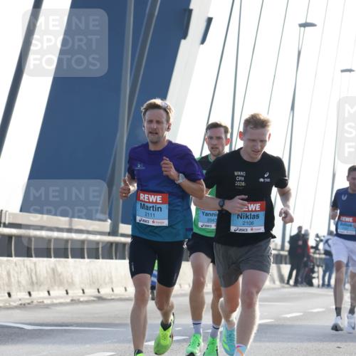 03.10.2026 - Köhlbrandbrückenlauf Strokosch-Dieckow http://msf.ph/oto/10592260 03.10.2026 09:16:50 Position 1 2111, 2026, 2043, 2106 meine-sportfotos.de