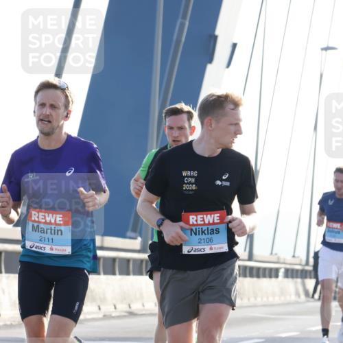 03.10.2026 - Köhlbrandbrückenlauf Strokosch-Dieckow http://msf.ph/oto/10592277 03.10.2026 09:16:51 Position 1 2026, 2111, 2106 meine-sportfotos.de
