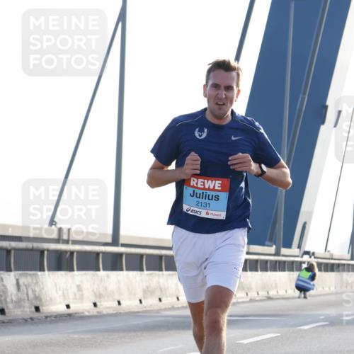 03.10.2026 - Köhlbrandbrückenlauf Strokosch-Dieckow http://msf.ph/oto/10592286 03.10.2026 09:16:56 Position 1 2131 meine-sportfotos.de
