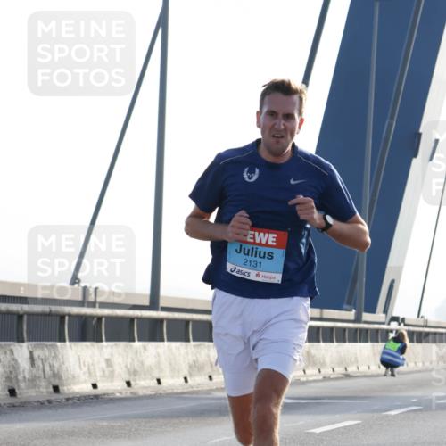 03.10.2026 - Köhlbrandbrückenlauf Strokosch-Dieckow http://msf.ph/oto/10592290 03.10.2026 09:16:56 Position 1 2131 meine-sportfotos.de