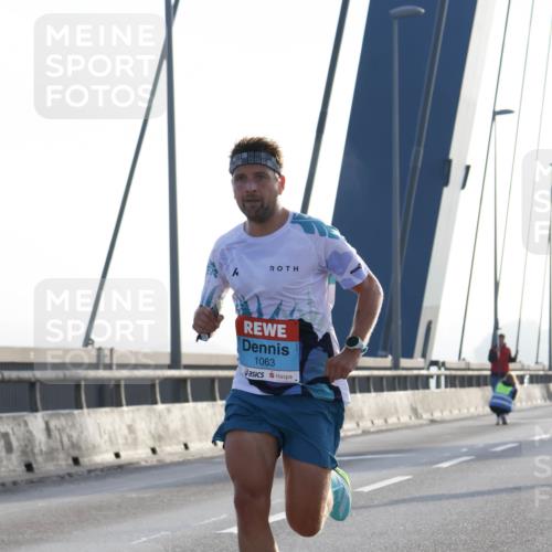 03.10.2026 - Köhlbrandbrückenlauf Strokosch-Dieckow http://msf.ph/oto/10592357 03.10.2026 09:17:18 Position 1 1063 meine-sportfotos.de