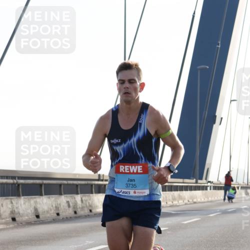 03.10.2026 - Köhlbrandbrückenlauf Strokosch-Dieckow http://msf.ph/oto/10592394 03.10.2026 09:17:23 Position 1 3735 meine-sportfotos.de