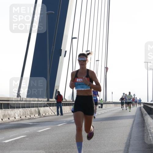 03.10.2026 - Köhlbrandbrückenlauf Strokosch-Dieckow http://msf.ph/oto/10592444 03.10.2026 09:17:42 Position 1 1467 meine-sportfotos.de