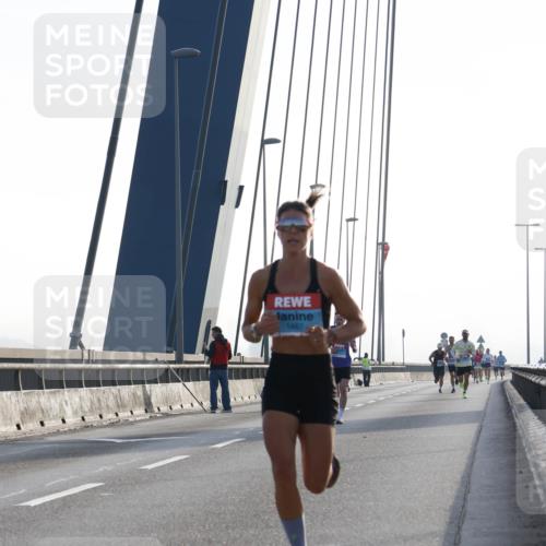 03.10.2026 - Köhlbrandbrückenlauf Strokosch-Dieckow http://msf.ph/oto/10592445 03.10.2026 09:17:42 Position 1 1467 meine-sportfotos.de