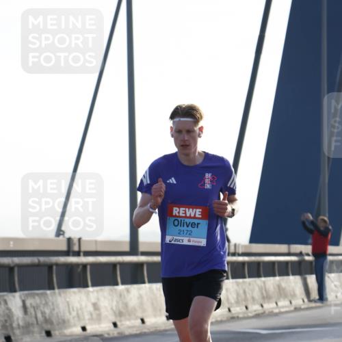 03.10.2026 - Köhlbrandbrückenlauf Strokosch-Dieckow http://msf.ph/oto/10592486 03.10.2026 09:17:49 Position 1 2172 meine-sportfotos.de