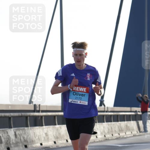 03.10.2026 - Köhlbrandbrückenlauf Strokosch-Dieckow http://msf.ph/oto/10592492 03.10.2026 09:17:49 Position 1 2172 meine-sportfotos.de