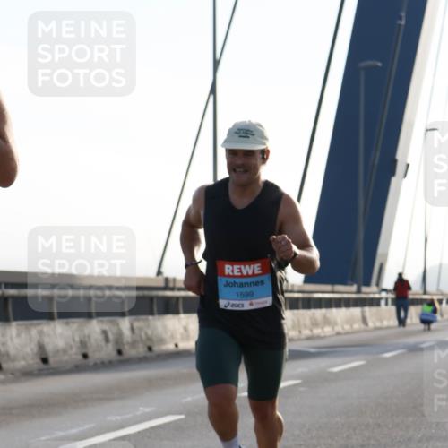 03.10.2026 - Köhlbrandbrückenlauf Strokosch-Dieckow http://msf.ph/oto/10592542 03.10.2026 09:18:03 Position 1 1599 meine-sportfotos.de