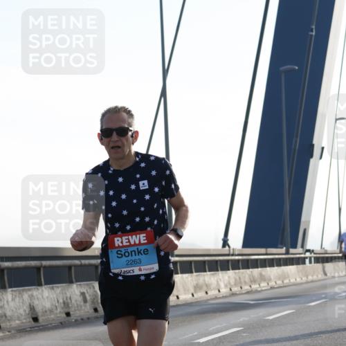 03.10.2026 - Köhlbrandbrückenlauf Strokosch-Dieckow http://msf.ph/oto/10592629 03.10.2026 09:18:21 Position 1 2263 meine-sportfotos.de