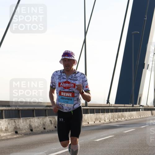 03.10.2026 - Köhlbrandbrückenlauf Strokosch-Dieckow http://msf.ph/oto/10592697 03.10.2026 09:18:29 Position 1 1716, 33 meine-sportfotos.de