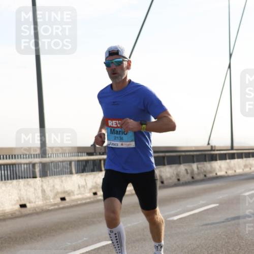 03.10.2026 - Köhlbrandbrückenlauf Strokosch-Dieckow http://msf.ph/oto/10592771 03.10.2026 09:18:46 Position 1 2134 meine-sportfotos.de
