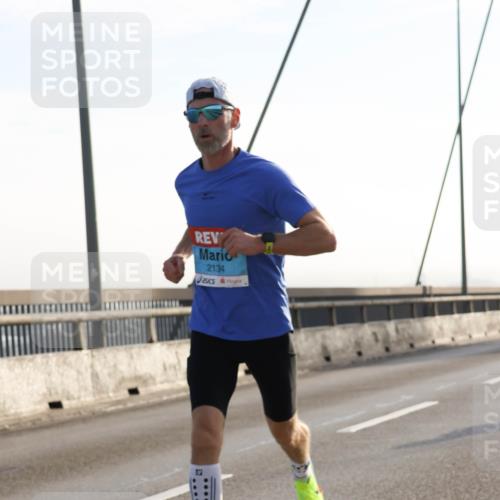 03.10.2026 - Köhlbrandbrückenlauf Strokosch-Dieckow http://msf.ph/oto/10592775 03.10.2026 09:18:46 Position 1 2134 meine-sportfotos.de