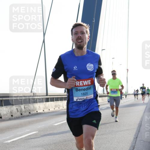 03.10.2026 - Köhlbrandbrückenlauf Strokosch-Dieckow http://msf.ph/oto/10592791 03.10.2026 09:18:49 Position 1 1825 meine-sportfotos.de