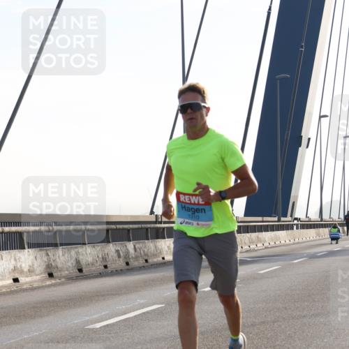 03.10.2026 - Köhlbrandbrückenlauf Strokosch-Dieckow http://msf.ph/oto/10592802 03.10.2026 09:18:52 Position 1 1310 meine-sportfotos.de
