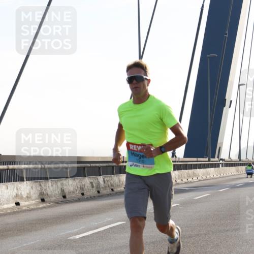 03.10.2026 - Köhlbrandbrückenlauf Strokosch-Dieckow http://msf.ph/oto/10592806 03.10.2026 09:18:52 Position 1 1310 meine-sportfotos.de