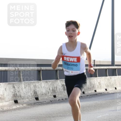 03.10.2026 - Köhlbrandbrückenlauf Strokosch-Dieckow http://msf.ph/oto/10592876 03.10.2026 09:19:05 Position 1 2170 meine-sportfotos.de
