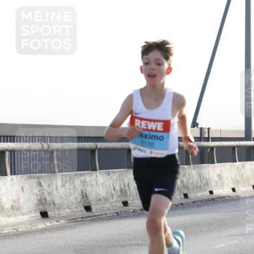 03.10.2026 - Köhlbrandbrückenlauf Strokosch-Dieckow http://msf.ph/oto/10592879 03.10.2026 09:19:05 Position 1 2170 meine-sportfotos.de