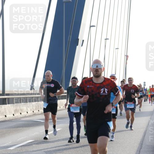 03.10.2026 - Köhlbrandbrückenlauf Strokosch-Dieckow http://msf.ph/oto/10592951 03.10.2026 09:19:26 Position 1 2067 meine-sportfotos.de